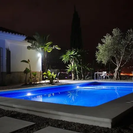 Casa Piedras. Vila